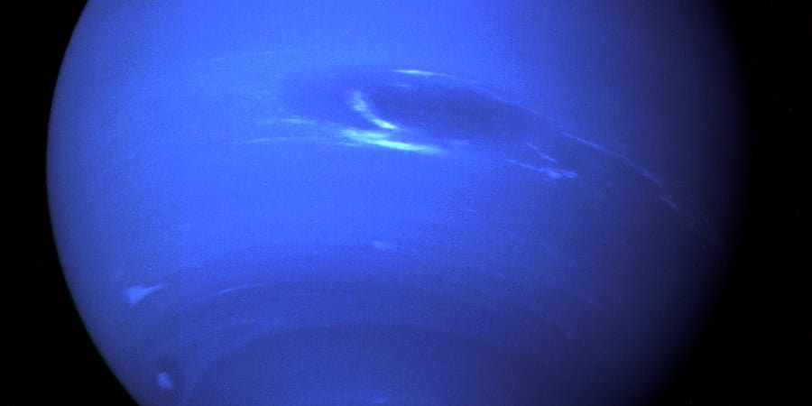 Уран в космосе.