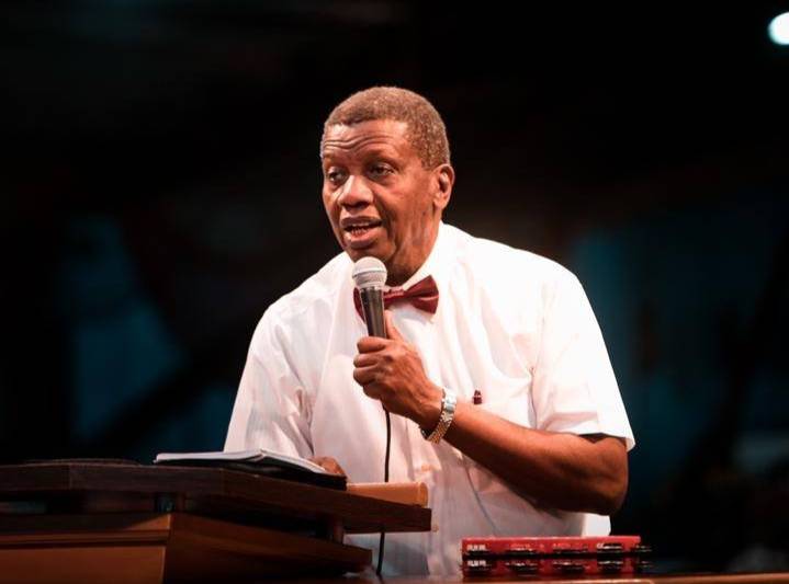 Американский пастор Энох Адебой. Фото © Facebook (признана экстремистской организацией и запрещена в РФ) / PastorEAAdeboye