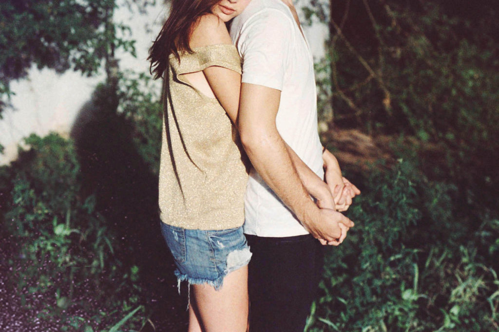 Совместимость знаков Девы и Водолея