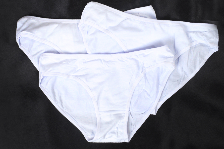 Одеть трусы наизнанку - примета и суеверия