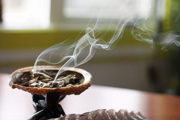 Дым от трав как убрать квартиру