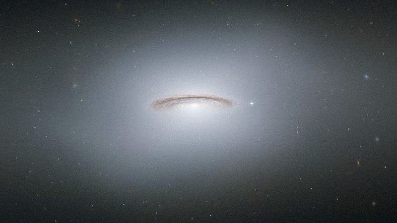 NGC 4526
