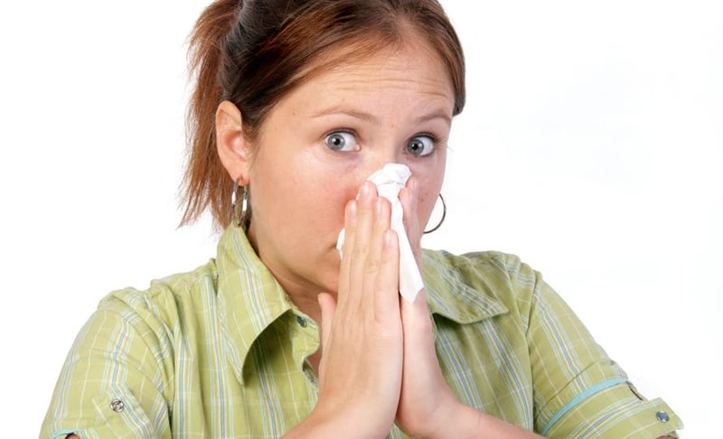 Внезапно чихнул