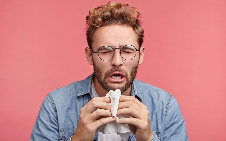 Чихнуть несколько раз